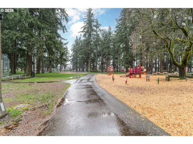 4036 Se 64TH Ave, Portland, OR 97206