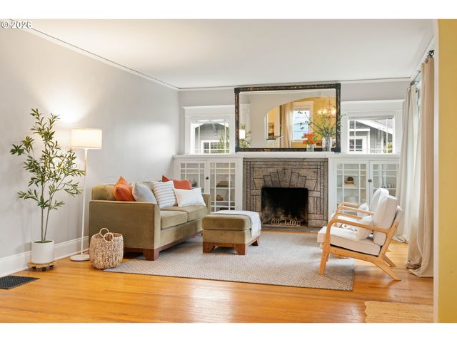 4036 Se 64TH Ave, Portland, OR 97206