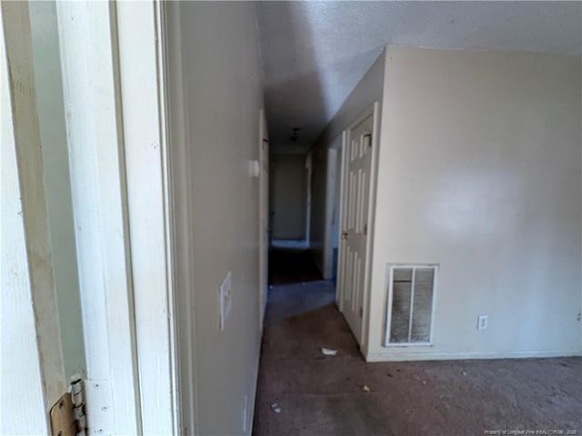 2009 WOODCREST Drive, Sanford, NC 27330