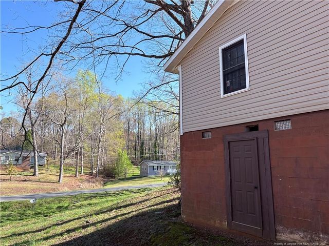 2009 WOODCREST Drive, Sanford, NC 27330