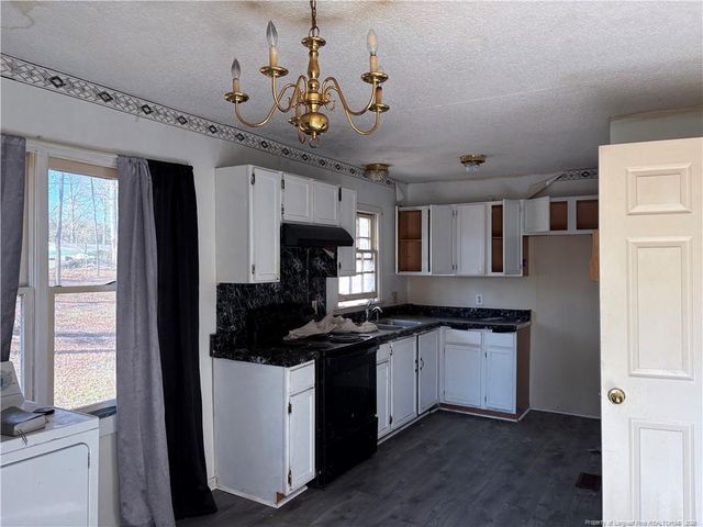 2009 WOODCREST Drive, Sanford, NC 27330