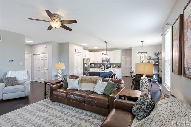 7 Sturgeon Court, Wentzville, MO 63385