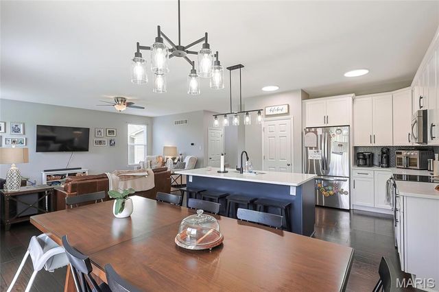 7 Sturgeon Court, Wentzville, MO 63385