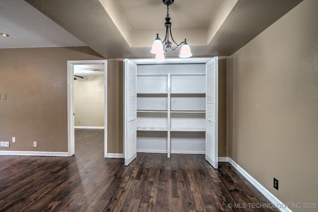 6366 S 80TH East Avenue E, Tulsa, OK 74113