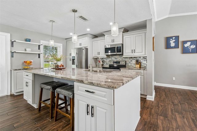 5707 RIDGESTONE DRIVE, Tampa, FL 33625