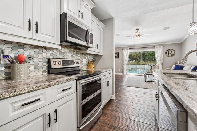 5707 RIDGESTONE DRIVE, Tampa, FL 33625