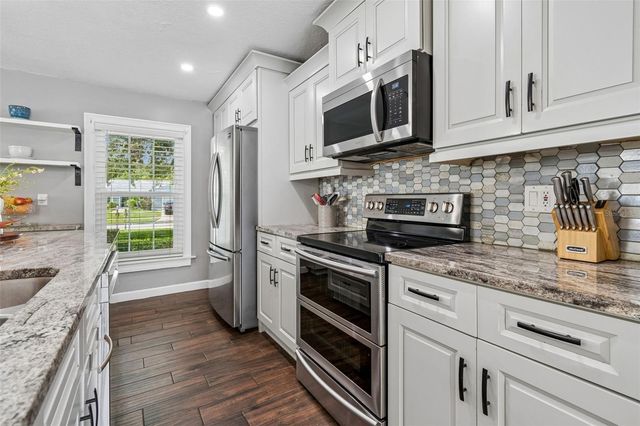 5707 RIDGESTONE DRIVE, Tampa, FL 33625