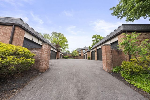 3517 La Rochelle Drive, Columbus, OH 43221