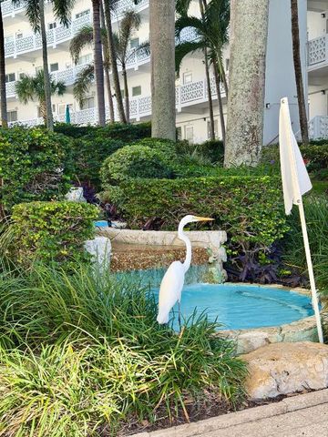 2850 S Ocean Boulevard 114, Palm Beach, FL 33480