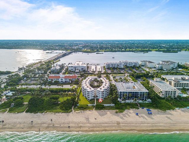 2850 S Ocean Boulevard 114, Palm Beach, FL 33480