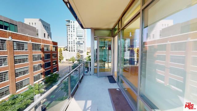 1100 S Hope Street 616, Los Angeles, CA 90015