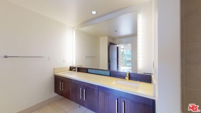 1100 S Hope Street 616, Los Angeles, CA 90015