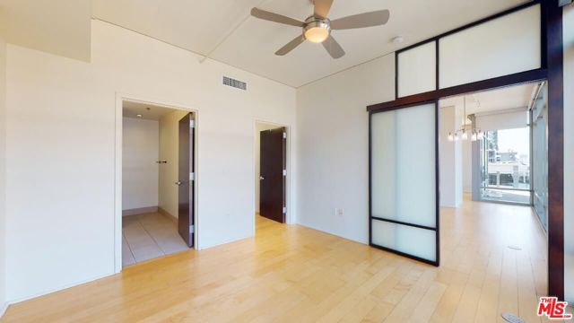 1100 S Hope Street 616, Los Angeles, CA 90015