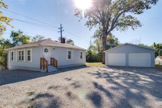 500 Stowell Avenue, Alton, IL 62002