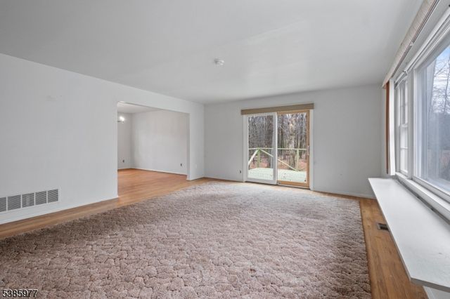 373 Zion Rd, Hillsborough Twp., NJ 08844