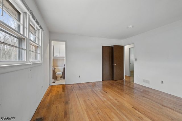 373 Zion Rd, Hillsborough Twp., NJ 08844