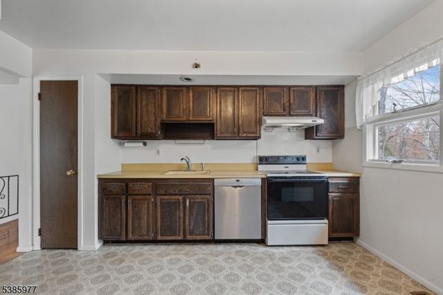 373 Zion Rd, Hillsborough Twp., NJ 08844