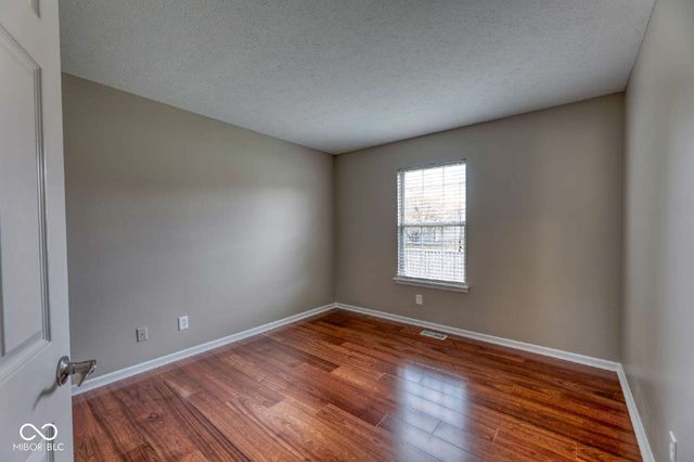 8496 Blacksmith Court, Fishers, IN 46038