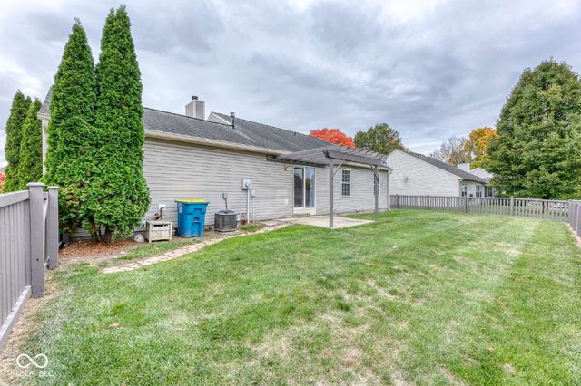 8496 Blacksmith Court, Fishers, IN 46038