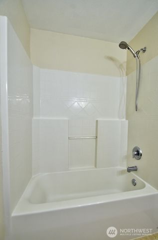 8125 Trimble Lane SE, Tumwater, WA 98501