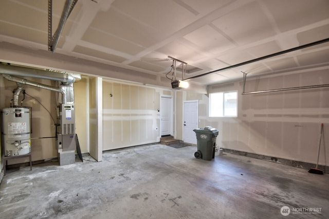 8125 Trimble Lane SE, Tumwater, WA 98501