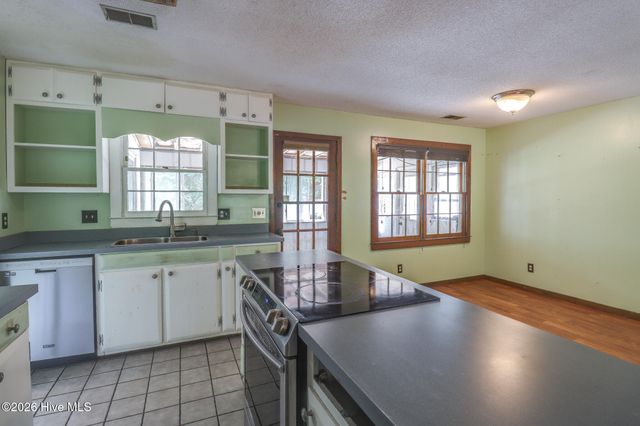 5420 Collinwood Court, Wilmington, NC 28403