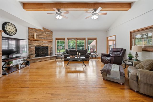 6099 Polo Club Drive, Yorkville, IL 60560