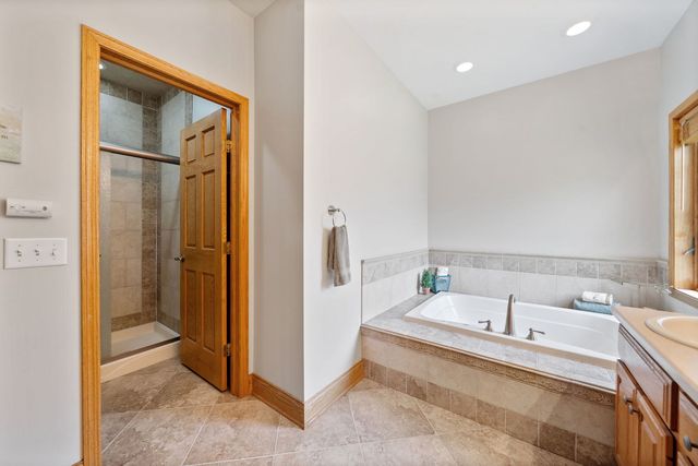 6099 Polo Club Drive, Yorkville, IL 60560