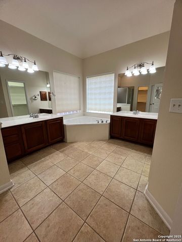 19220 Deer Elk, San Antonio, TX 78258