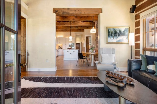 3 Campo De La Vega, Santa Fe, NM 87506