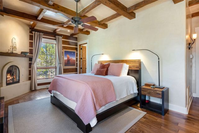 3 Campo De La Vega, Santa Fe, NM 87506