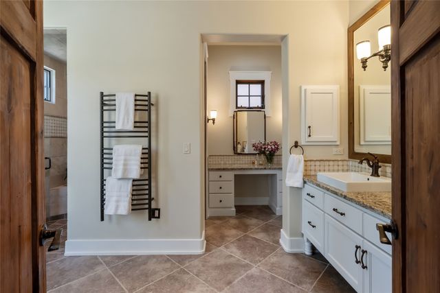 3 Campo De La Vega, Santa Fe, NM 87506