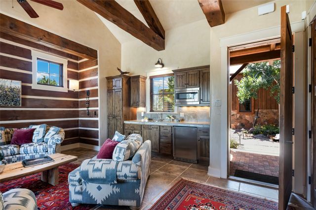 3 Campo De La Vega, Santa Fe, NM 87506
