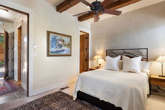 3 Campo De La Vega, Santa Fe, NM 87506