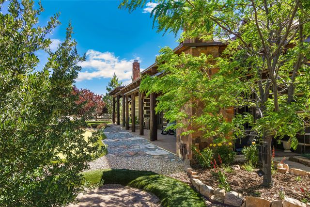 3 Campo De La Vega, Santa Fe, NM 87506