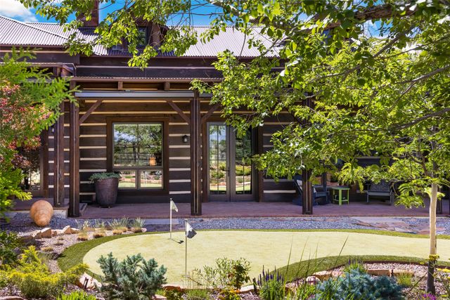 3 Campo De La Vega, Santa Fe, NM 87506
