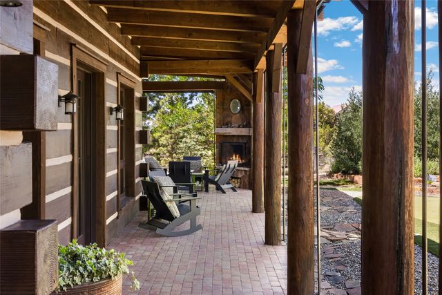 3 Campo De La Vega, Santa Fe, NM 87506