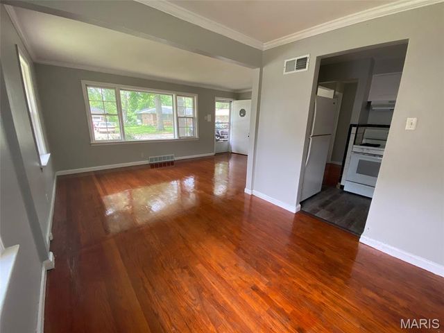 9616 Durham Drive, Riverview, MO 63137