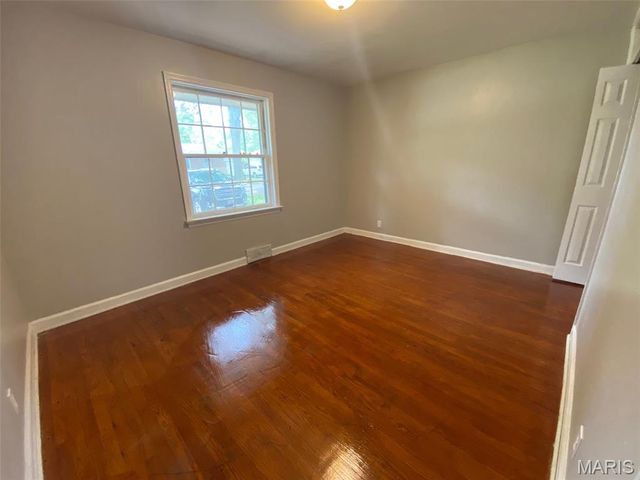 9616 Durham Drive, Riverview, MO 63137
