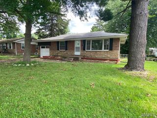 9616 Durham Drive, Riverview, MO 63137