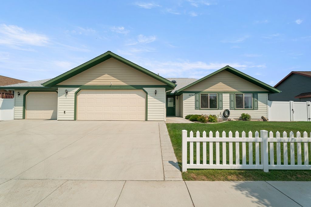 1010 Wolf Road, Helena, MT 59602 photo 4