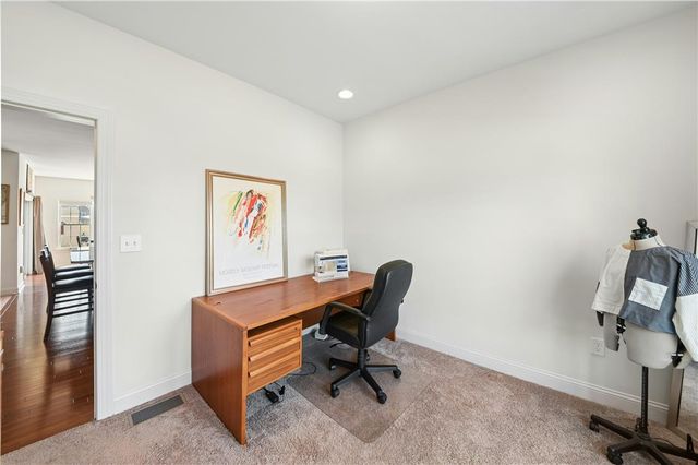 6786 Gwenmawr Road, Bethlehem City, PA 18017