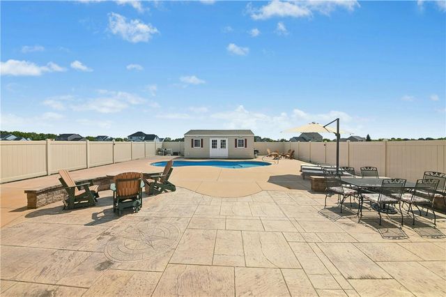 6786 Gwenmawr Road, Bethlehem City, PA 18017