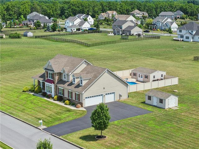6786 Gwenmawr Road, Bethlehem City, PA 18017