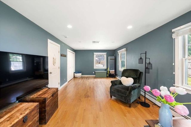12 Mountain, Waltham, MA 02451