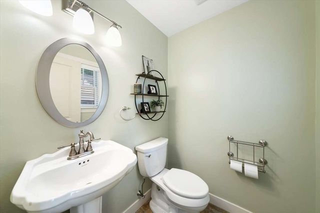12 Mountain, Waltham, MA 02451