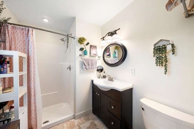 12 Mountain, Waltham, MA 02451