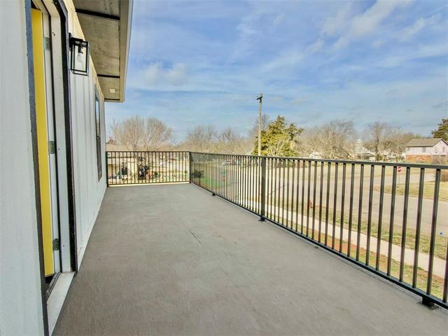 705 E Springer Avenue, Guthrie, OK 73044