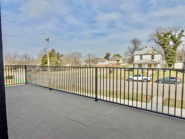 705 E Springer Avenue, Guthrie, OK 73044
