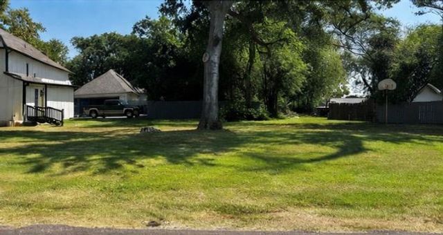 705 E Springer Avenue, Guthrie, OK 73044